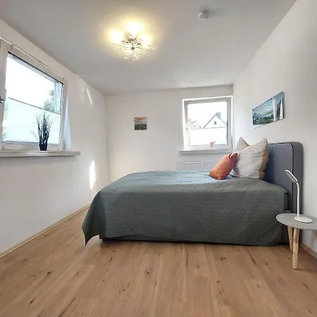 Silonce Gruppe Ehem Freiheit Stilvoll Im Kreis Olpe Hsk Parkplatz & Qualitaet