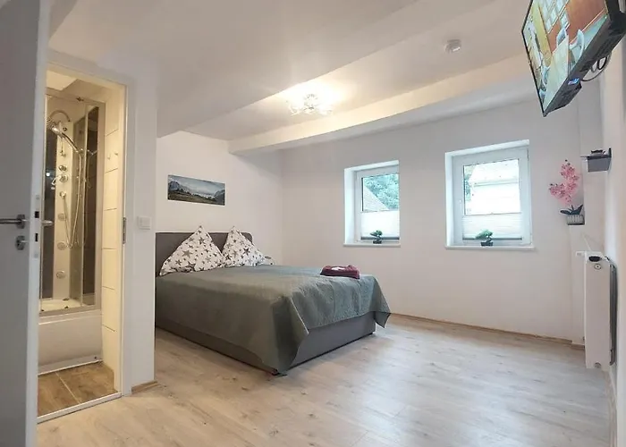 Silonce Gruppe Ehem Freiheit Stilvoll Im Kreis Olpe Hsk Parkplatz & Qualitaet Bilstein