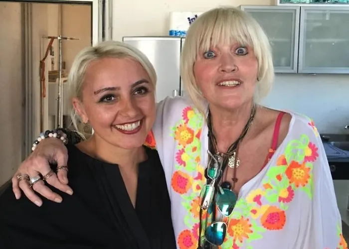 Silonce Gruppe Ehem Freiheit Stilvoll Im Kreis Olpe Hsk Parkplatz & Qualitaet *